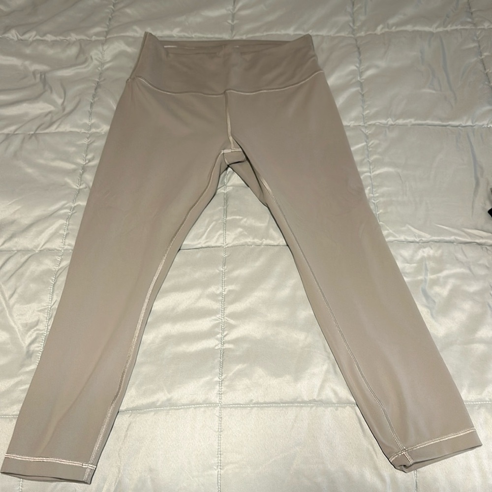 Lululemon Wunder Train legging, Size 12 23in, Laurel Green